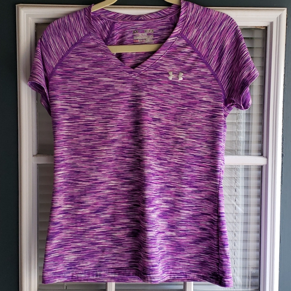 🔵 Under Armour V-Neck Top